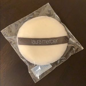 Laura Mercier Velour Puff